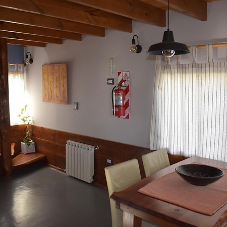Cabana La Marilena, Para 2 Huespedes Con Desayuno El Calafate Eksteriør billede